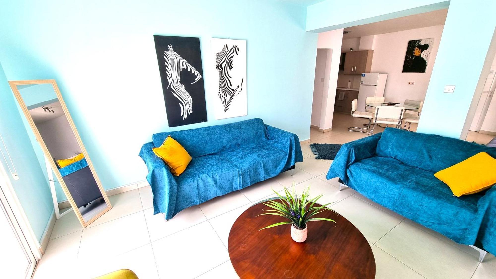 Center: Your Urban Retreat- 100m To The *